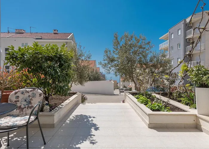 Long דירה מאקרסקה