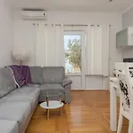 Apartman Long *